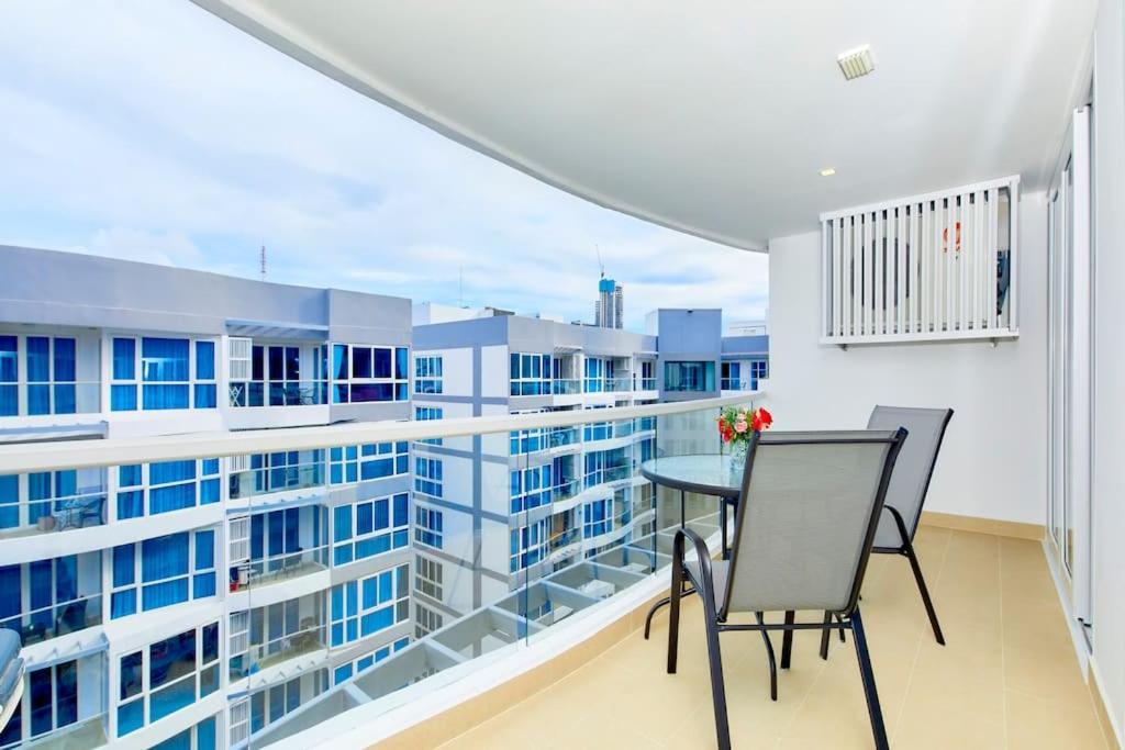 Grand Avenue By Tech Appartement Pattaya Kamer foto