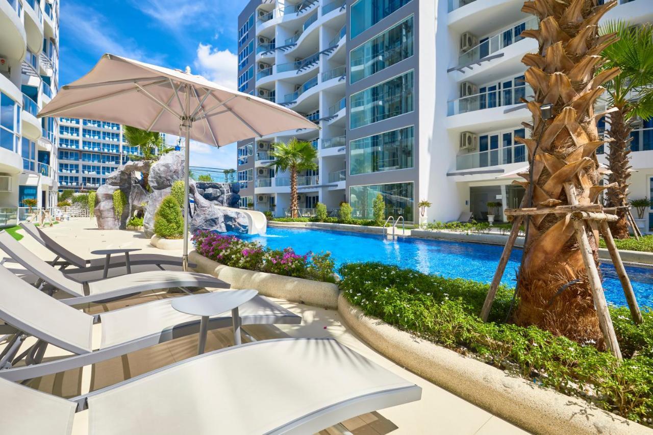 Grand Avenue By Tech Appartement Pattaya Buitenkant foto