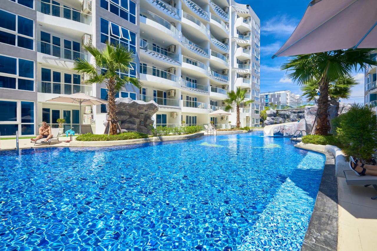 Grand Avenue By Tech Appartement Pattaya Buitenkant foto